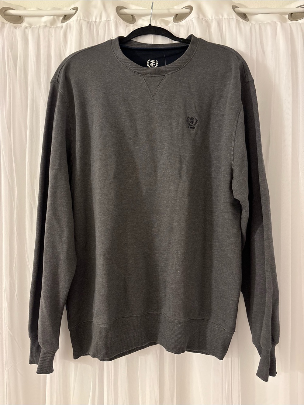 Men's IZOD Crewneck Sweatshirt - Dark Gray